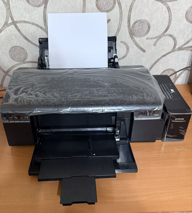 Printer sotiladi Epson L805