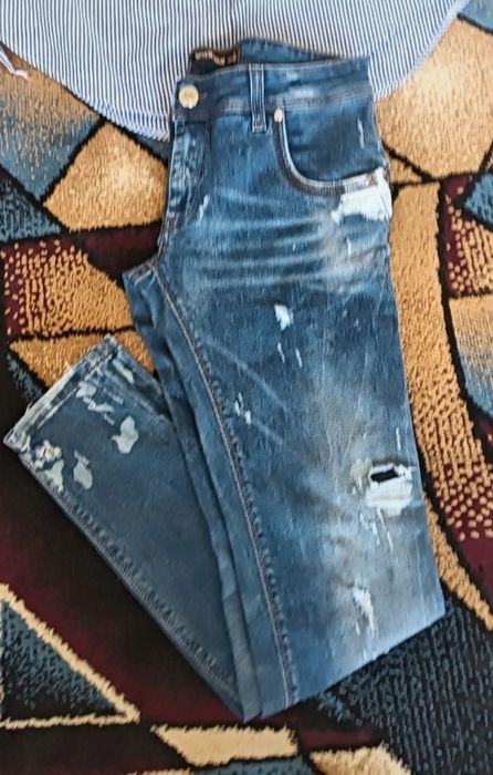 Blugi cu talie înaltă și cămașa superbă mărimea M