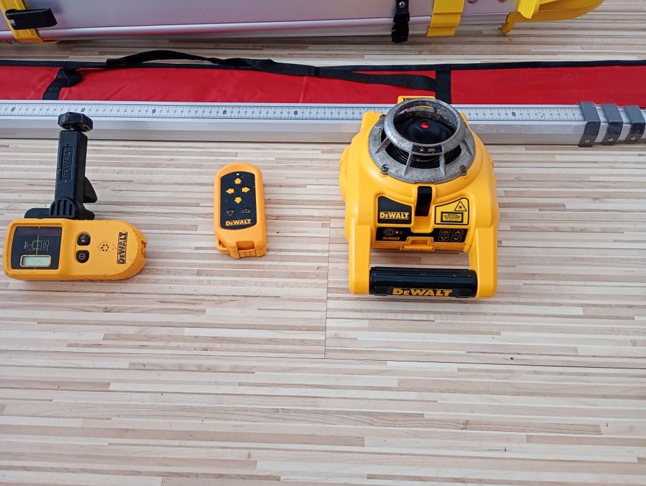 Nivela laser profesional Dewalt