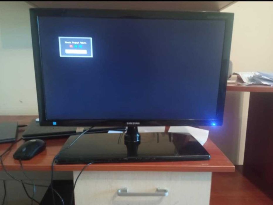 Монитор SAMSUNG FHD S24B300BL .