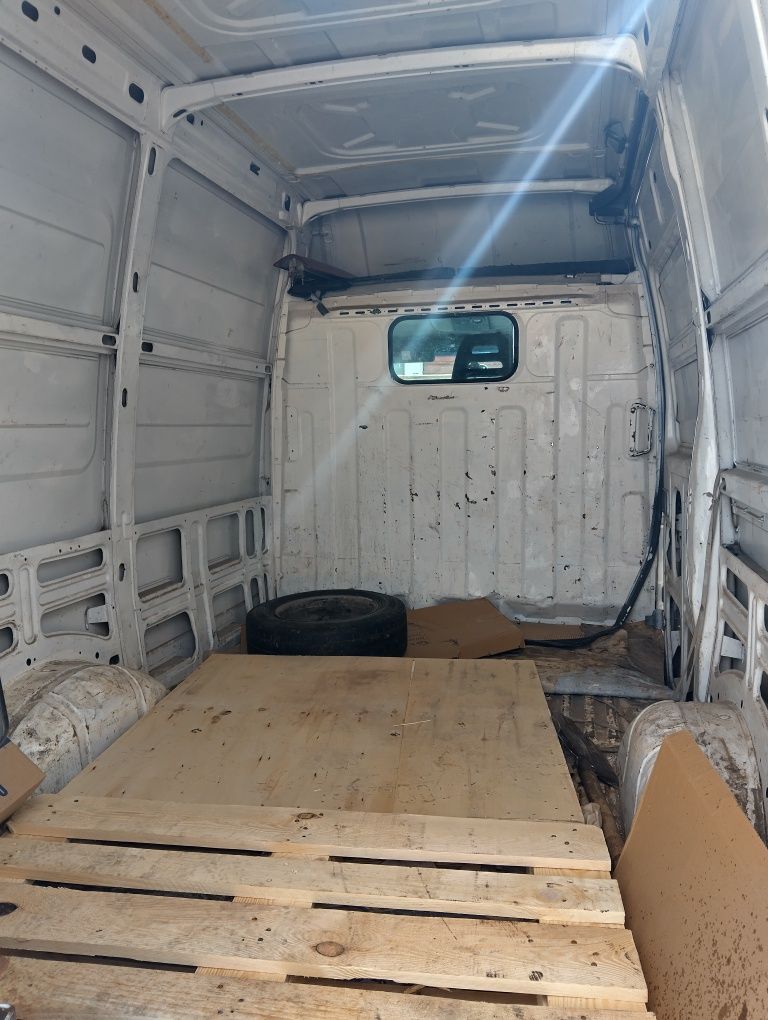 Iveco Daily 35s11 2002, 2.8, 106 к.с. Бракуван, цял.