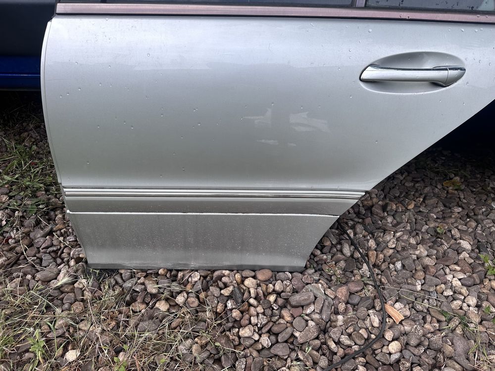 Врата,предна/задна Mercedes C200 CDI/W203 2003 Година