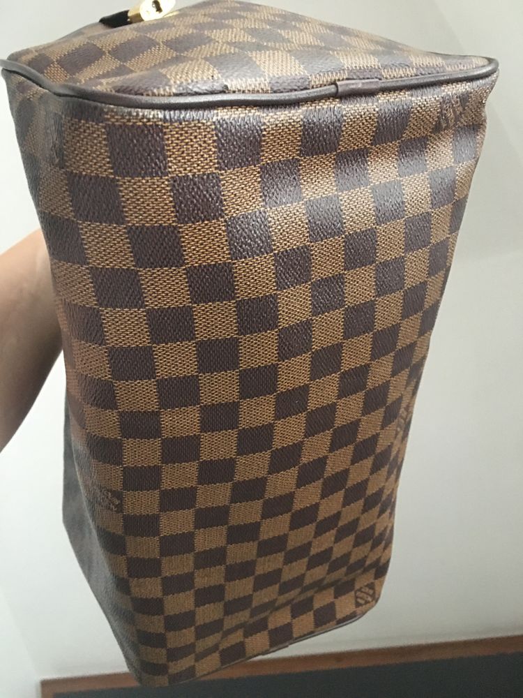 Geanta Louis Vuitton