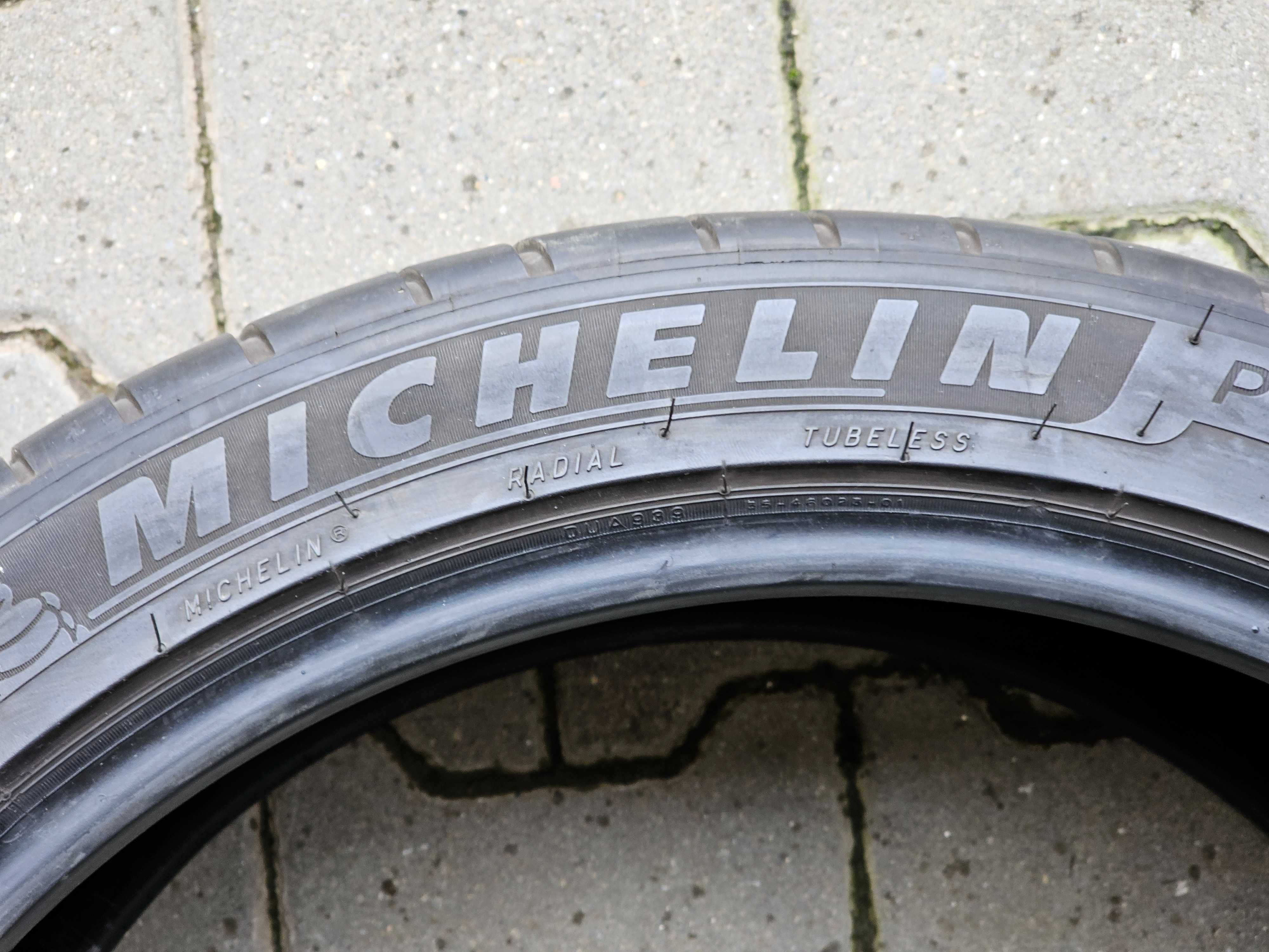 Michelin Pilot Sport 4S 285/35/R20