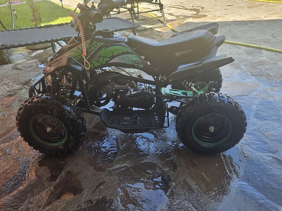 Vând ATV in 2 timpi