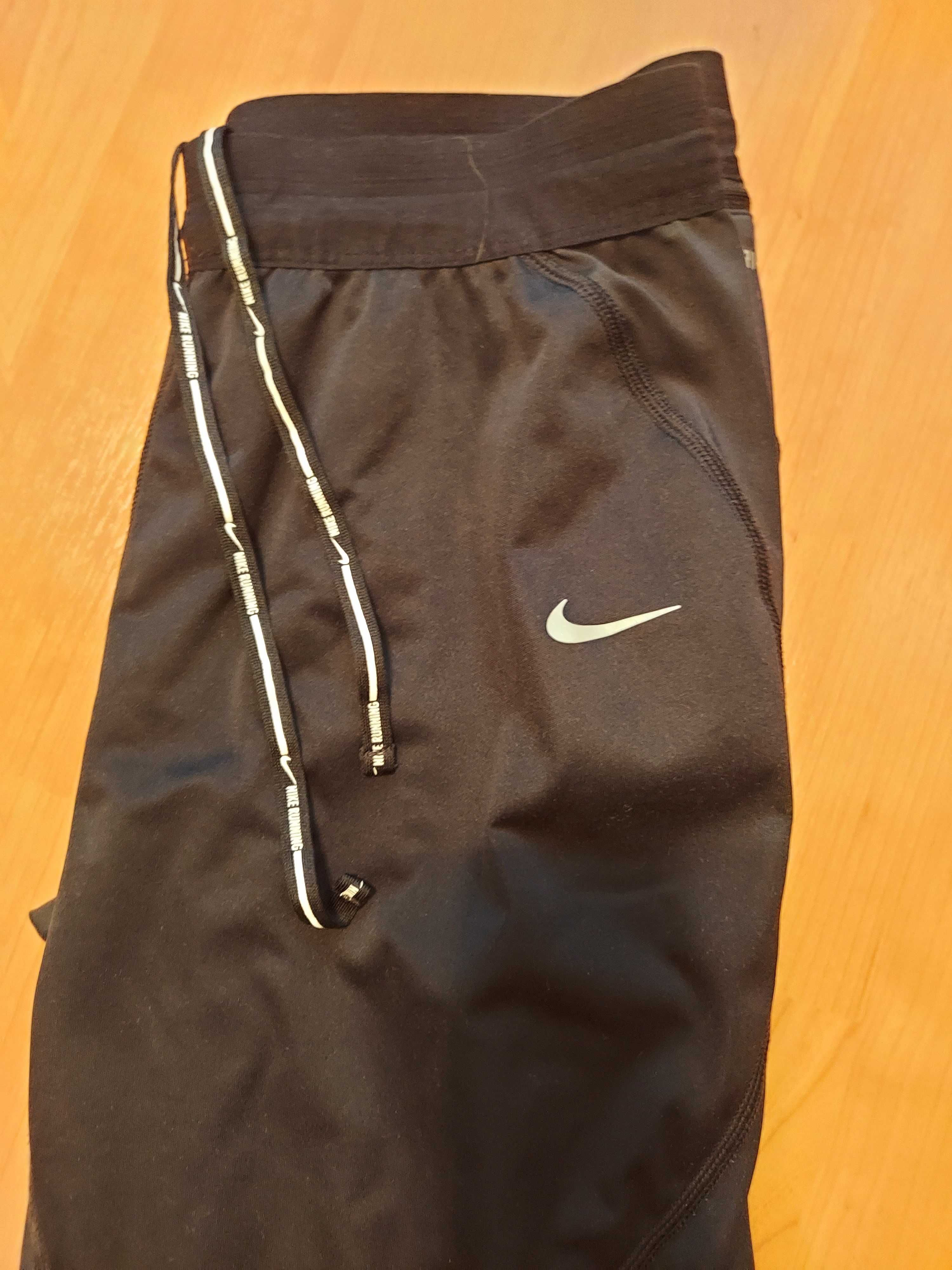 Pantaloni NIKE  originali masura M