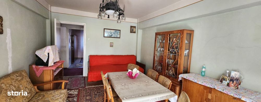 Apartament 2 camere, decomandat, etaj 1/4, Calea București, însorit!