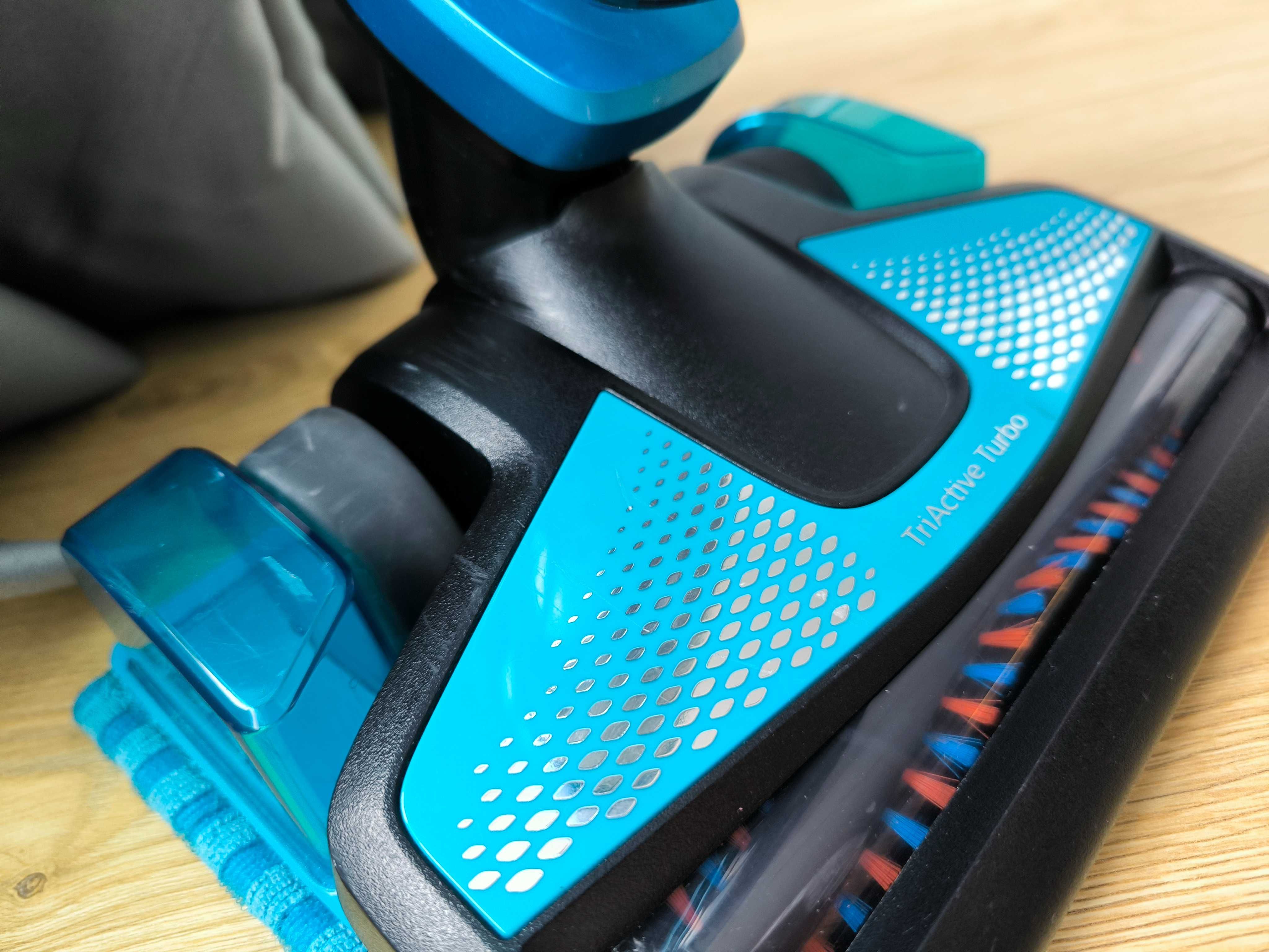 PowerPro Aqua
Безкабелна прахосмукачка за сухо и мокро почистване 3в1