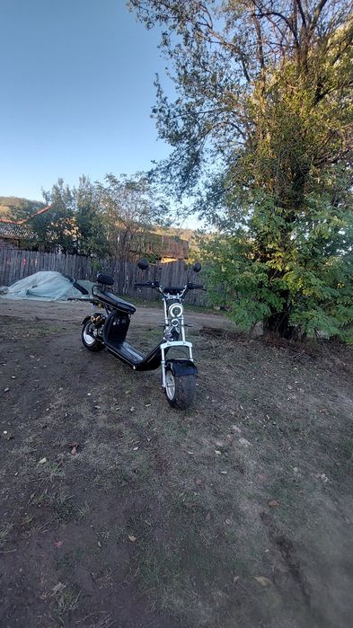 vînd scuter electric