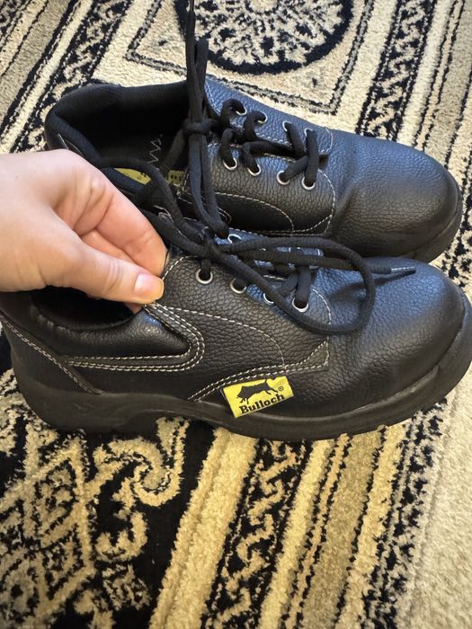 Pantofi barbati marimea 40 noi