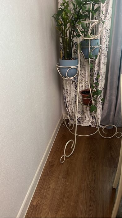 Подставка для цветов