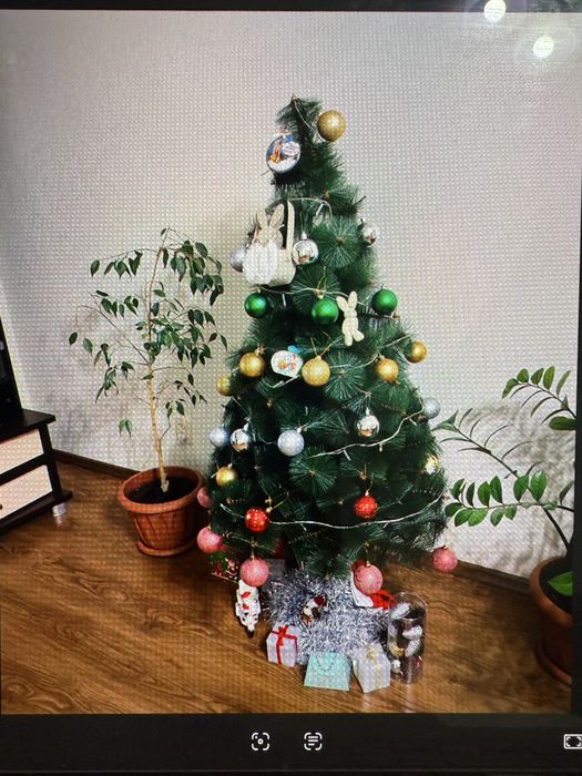Продам искуственную елку