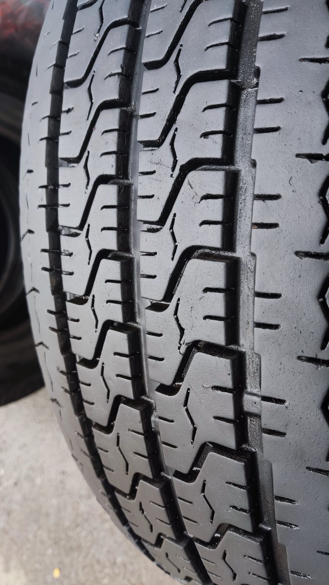 бусова гума 235/65/16C Wanli Transporter 
dot21
9.2mm
Много добро