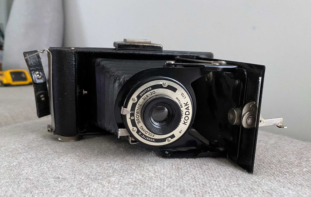 Camera foto burduf Kodak Folding Brownie Six-20 din 1900 retro vintage