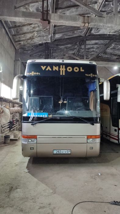 Автобус с водителем