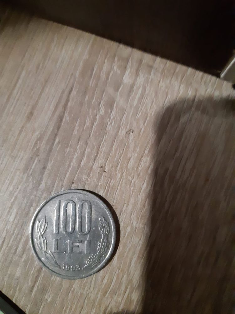 Vand moneda 100 de lei cu Mihai Viteazul. De colectie