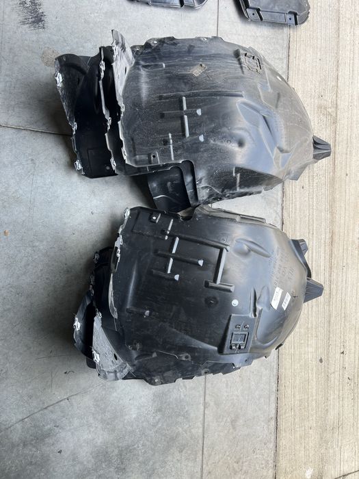 Aparatoare noroi- carenaj GLC w254 fata A2546903XXX