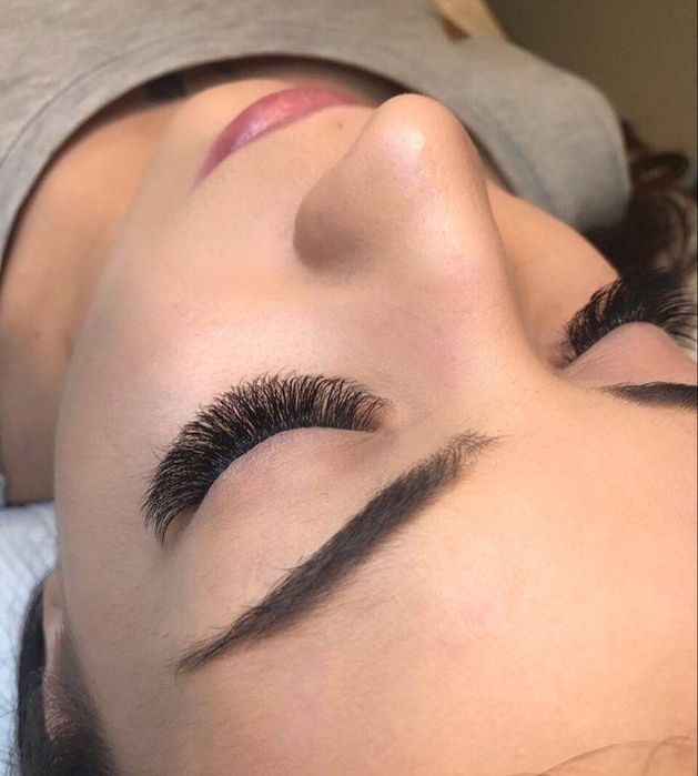 Наращивание ресниц 200 тыс