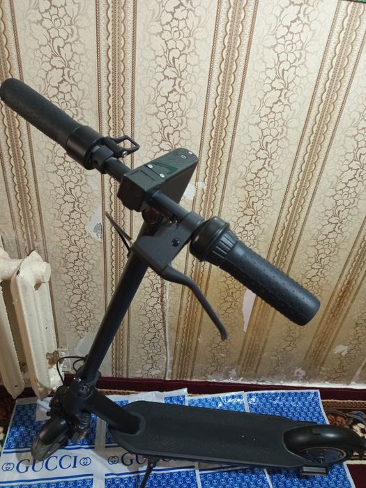 Elektronni samakat sotiladi