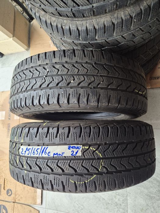 Vând cauciucuri 215/65/16 C M+S 2 buc imp Germania dot 2021//Goodyear/