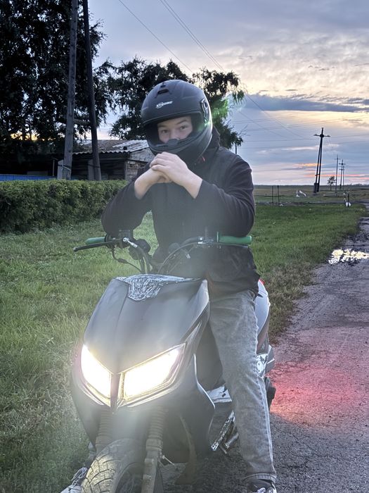 Скутер М8(150куб)