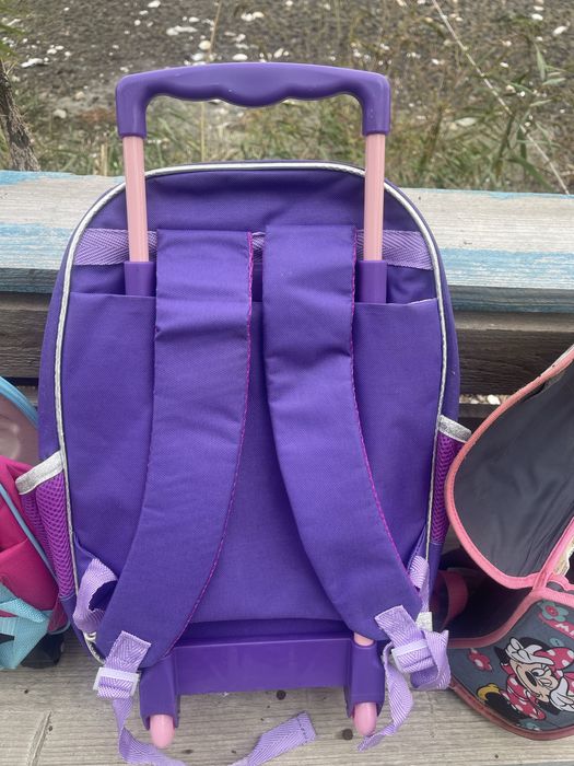 Детски ранички на колелца