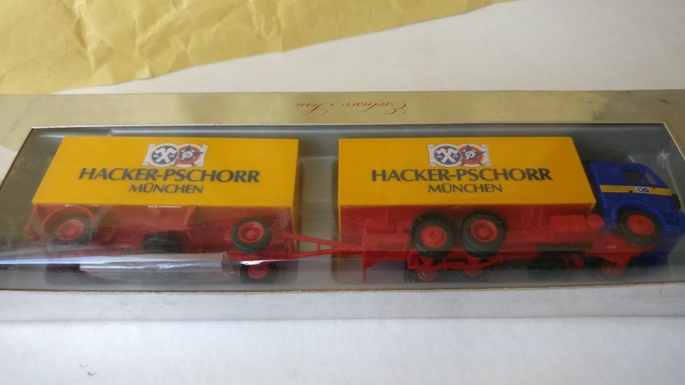 Macheta utilitară Roco și camioane Herpa H0 1:87