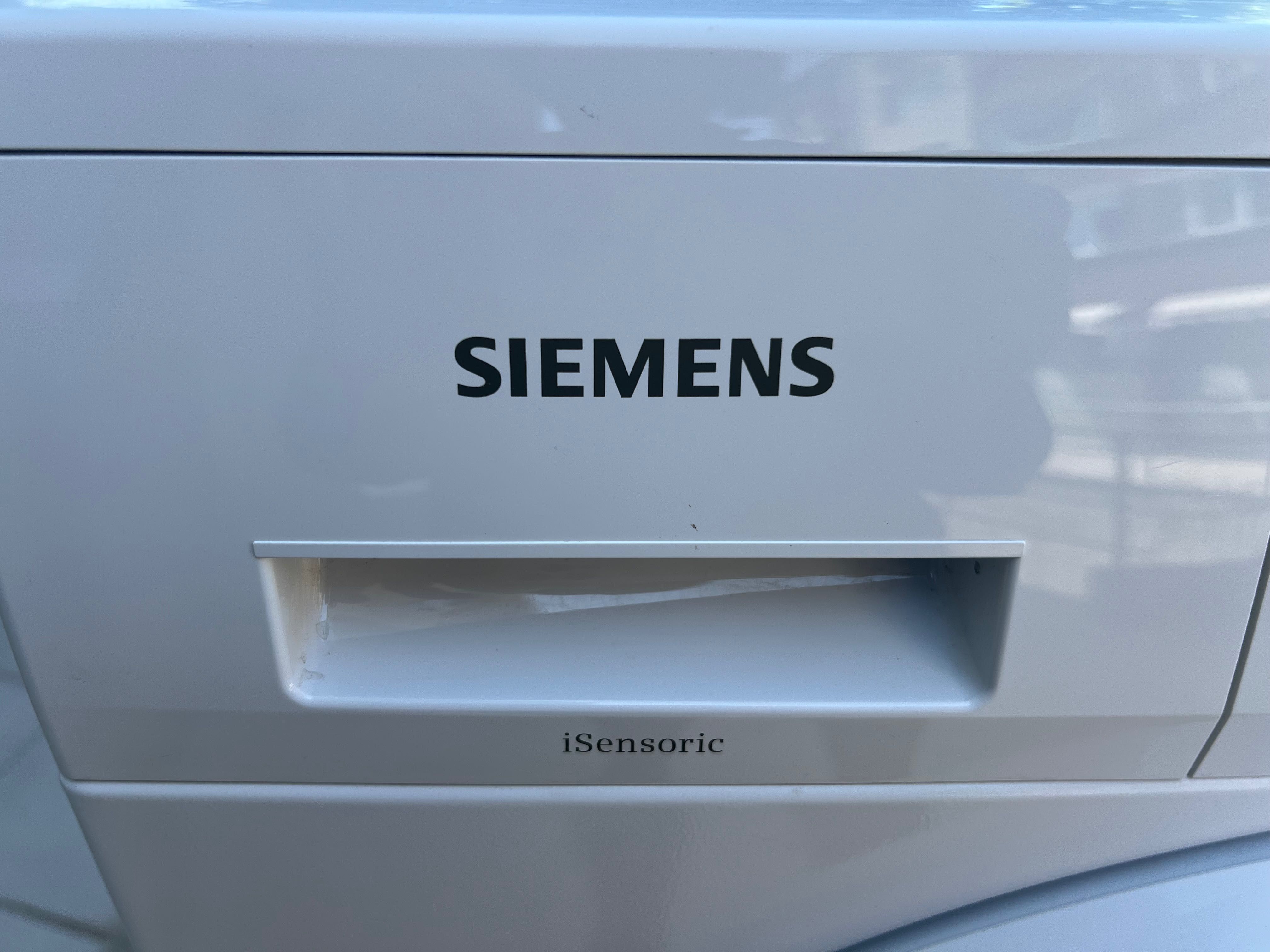 Сушилня Siemens -IQ 300,I Sensoric 8 кг,термопомпа,А++