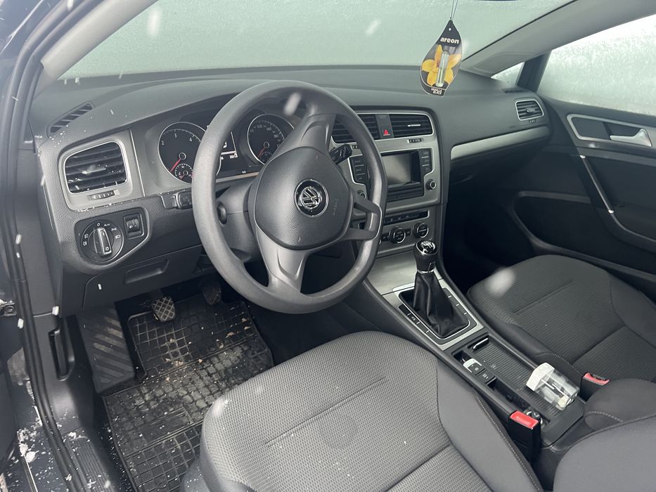 VW Golf 7  hatchback
