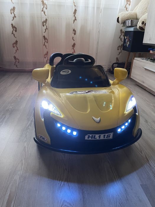 Mașinuță electrică