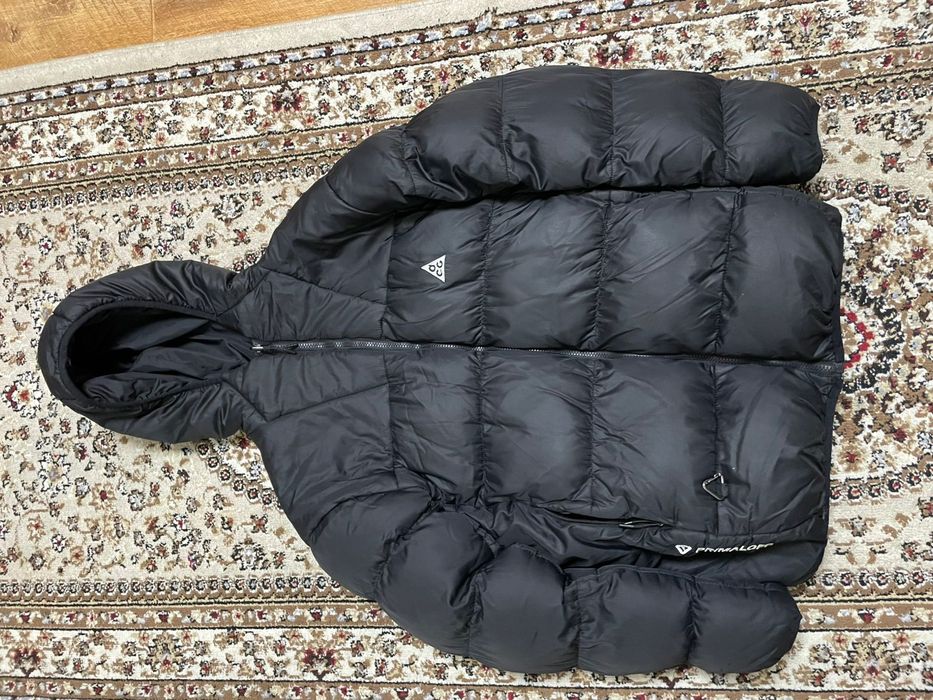 Продам куртку ACG