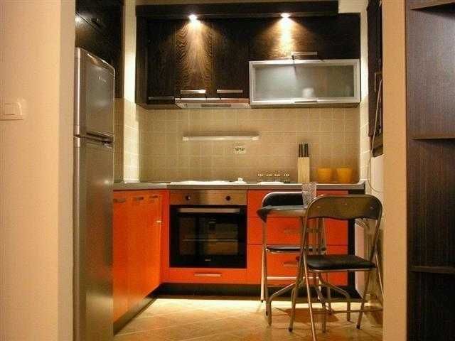 Дава се под наем Двустаен апартамент в Бургас, Меден рудник - зона А - 51 кв.м за 193.8 € - Снимка #1