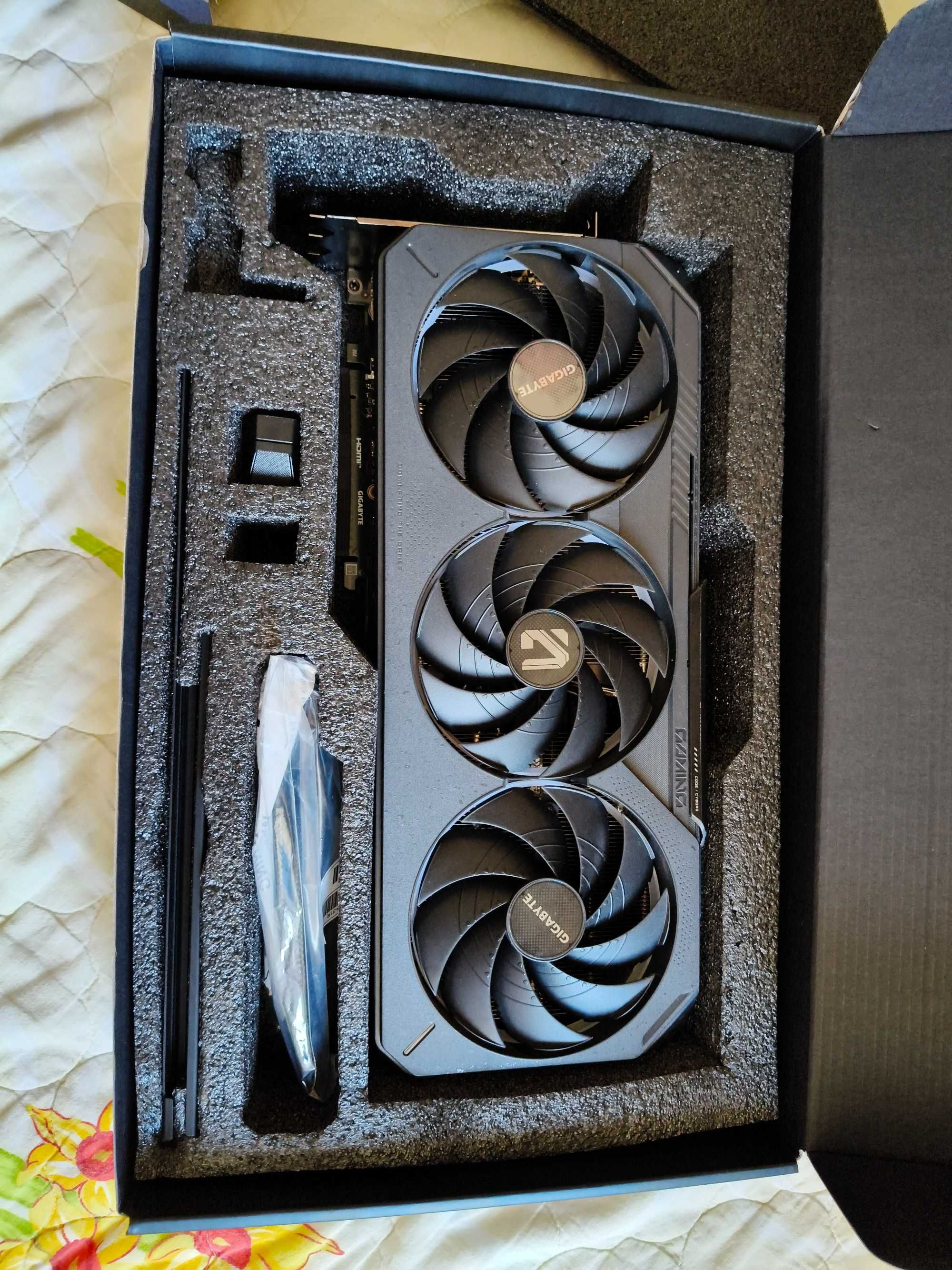 RTX 5090 32gb OC Gigabyte