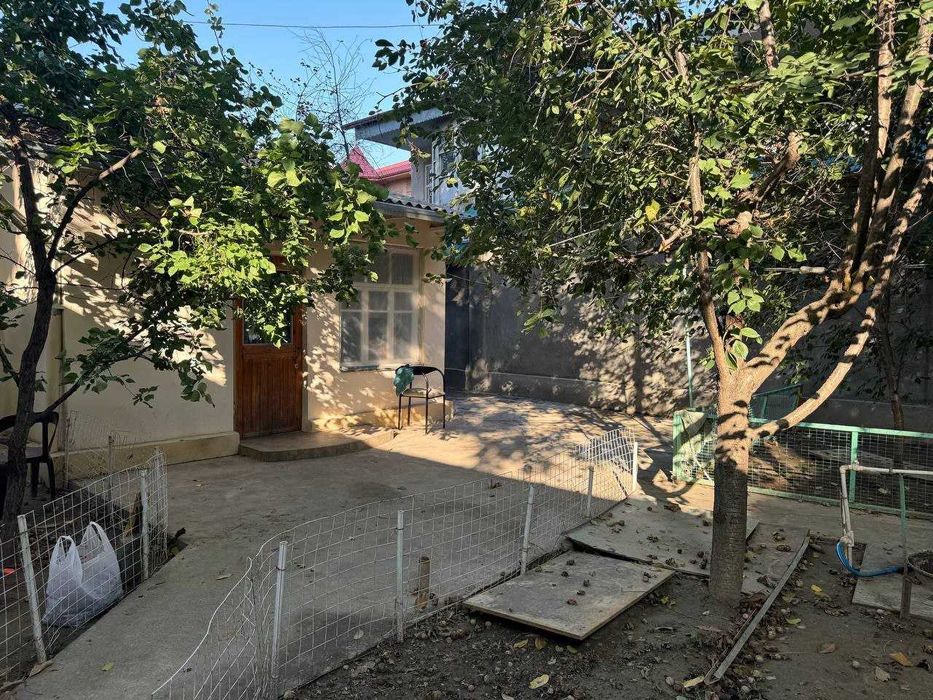 Участок 7,6 соток Паркентский EVOS дом на две семьи КС