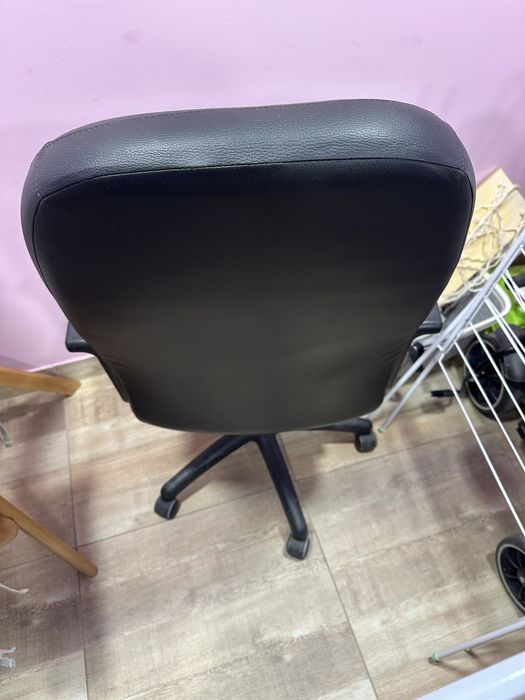 Кожен въртящ Стол