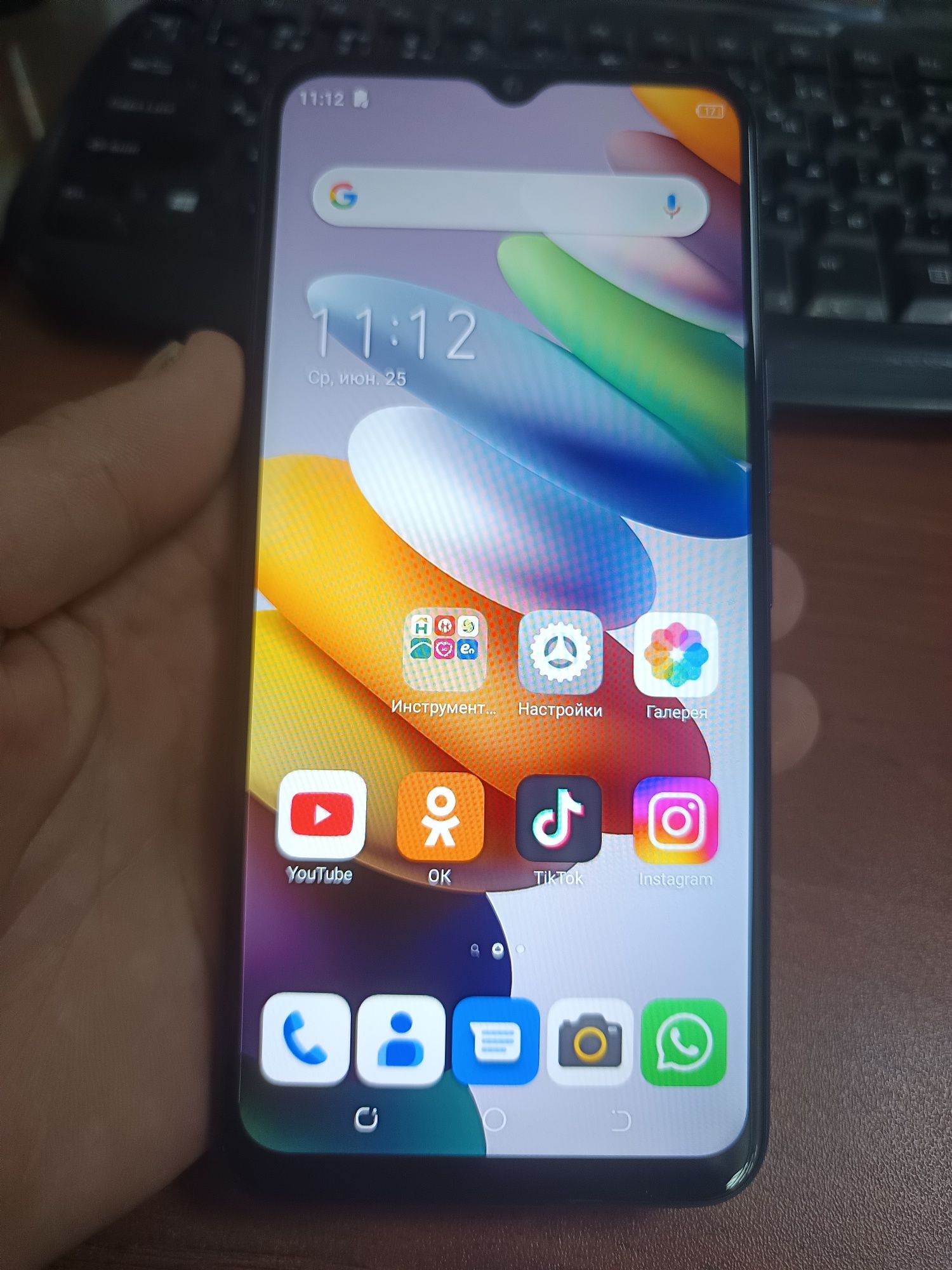 Tecno spark 8c  64gb в хорошем состоянии