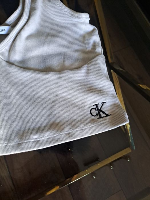Calvin Klein оригинален топ
