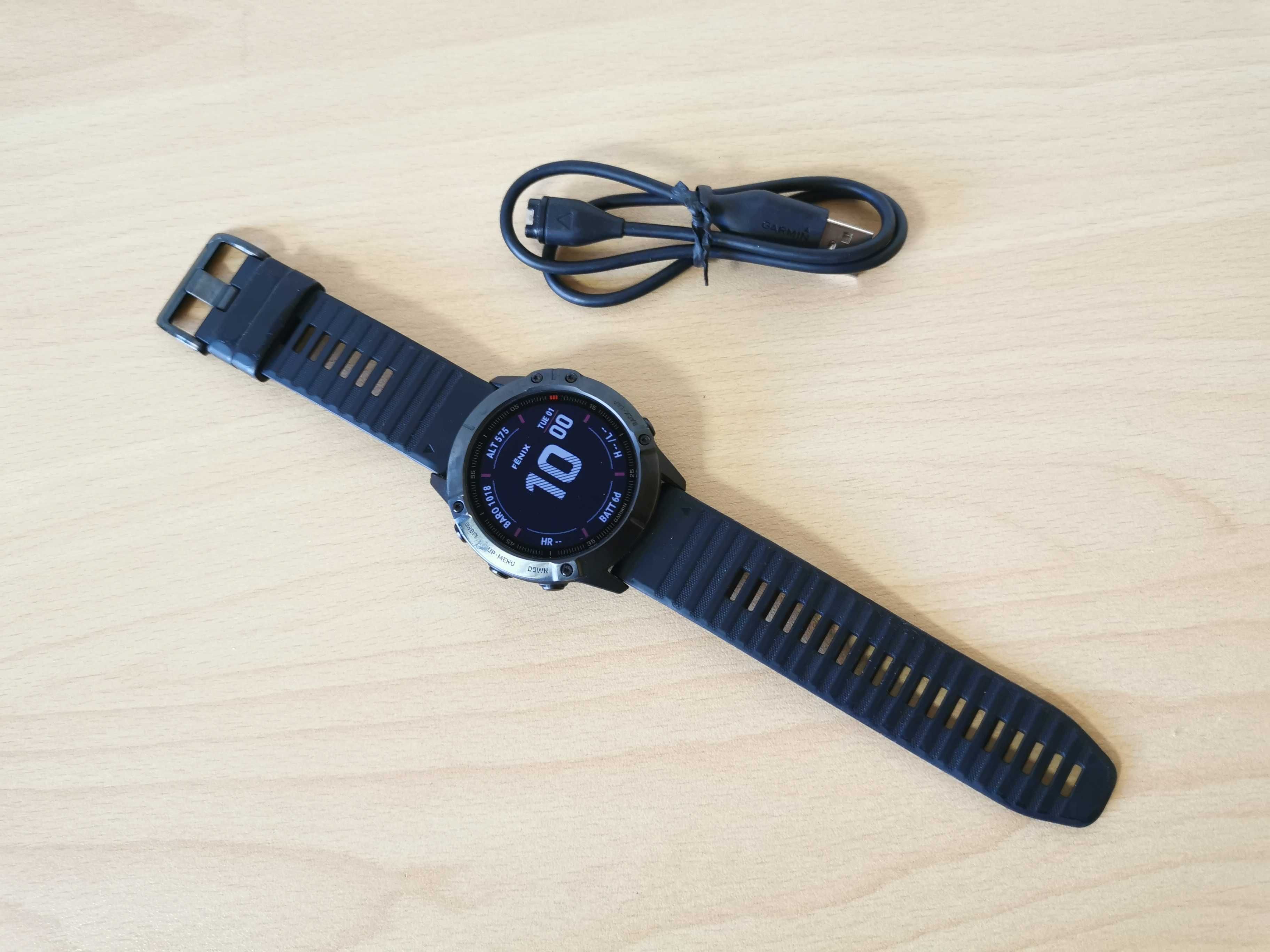 Часовник Garmin Fenix 6X Pro в топ състояние