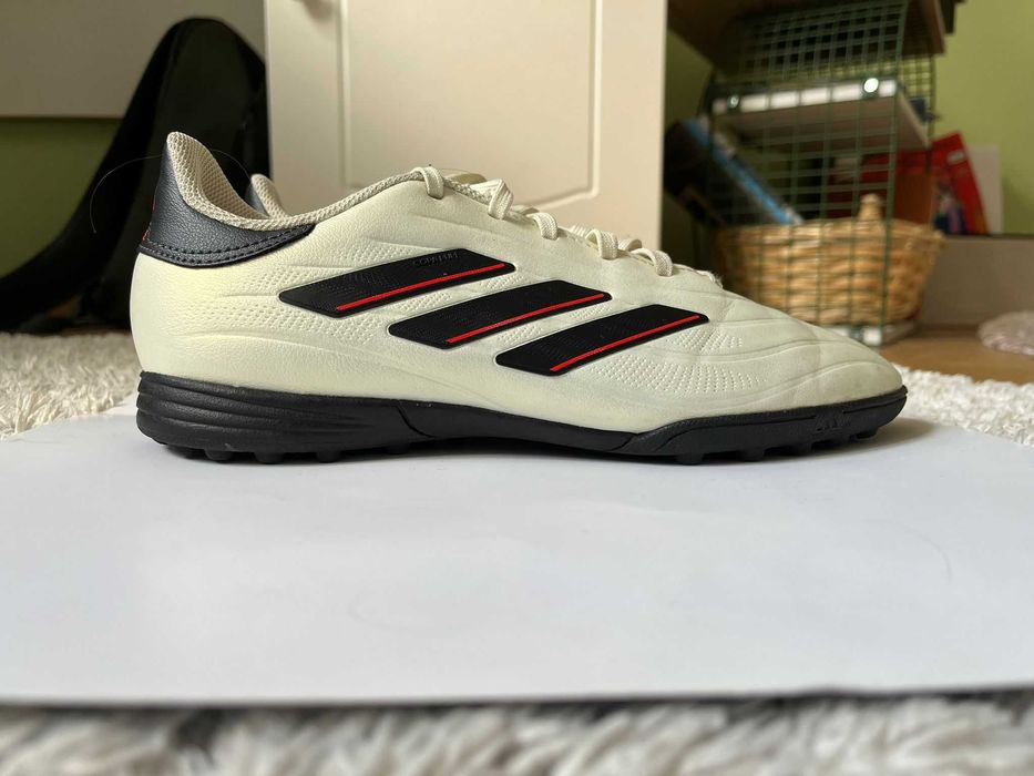 Обувки за футбол