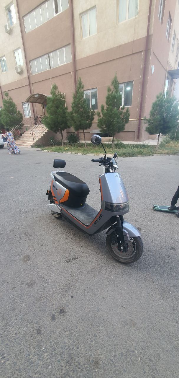 Skuter elektr Ducasu