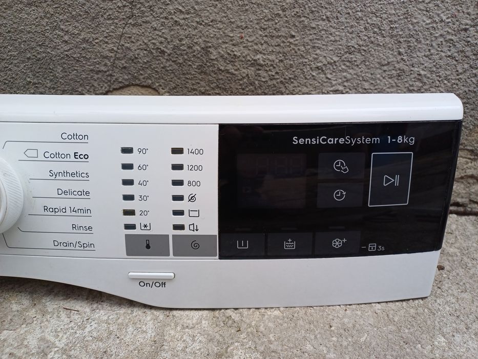 Управляваща платка за пералня electrolux и преден панел