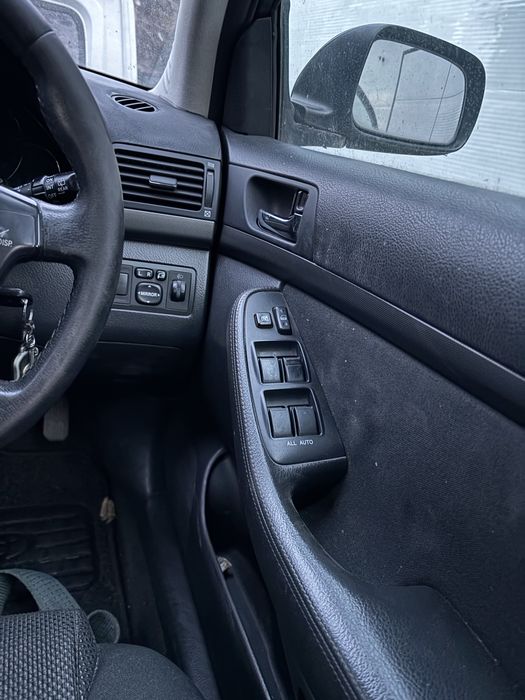 Toyota Avensis T25 2.2 d4d тойота авенсис