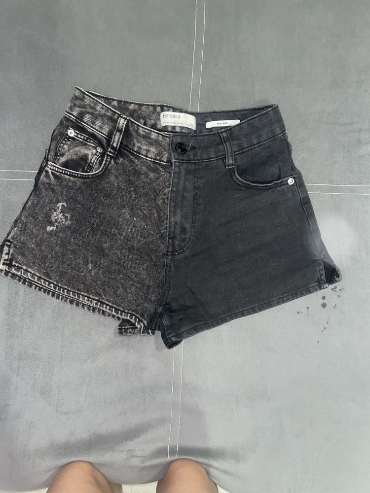BERSHKA къси панталони