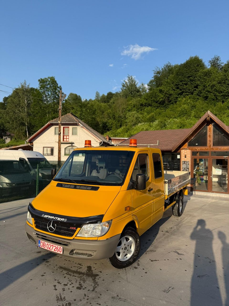 Vând Mercedes Benz Sprinter 311