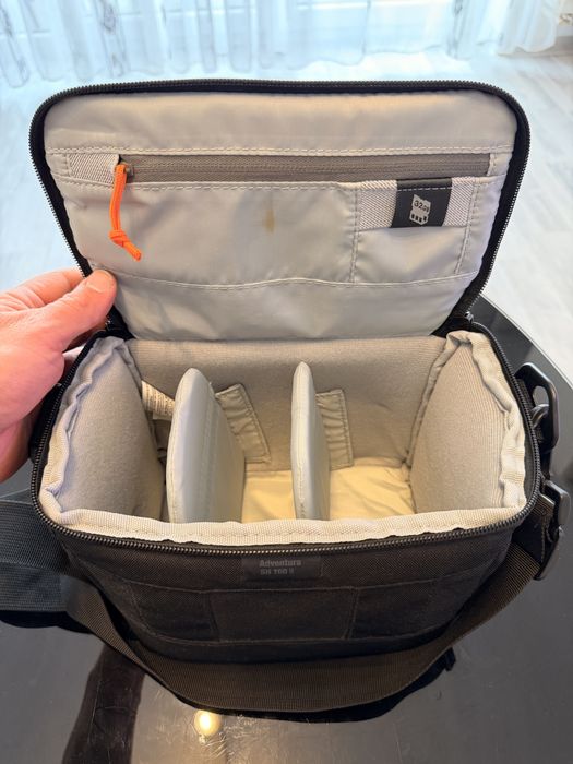 Vand DSLR Nikon D7500 cu accesorii