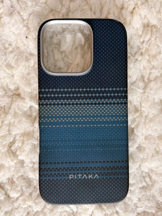 Carcase Iphone 16 pro si folie sticla