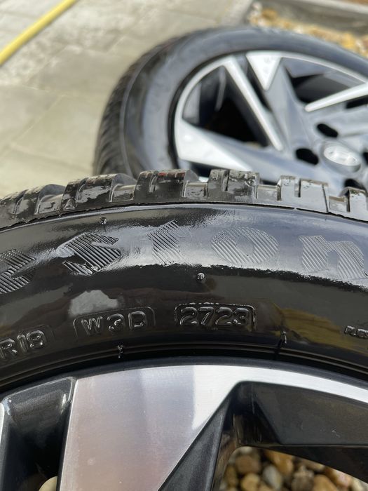 Jante Hyundai i20,i10,Bayon R16 Originale+ anvelope iarna