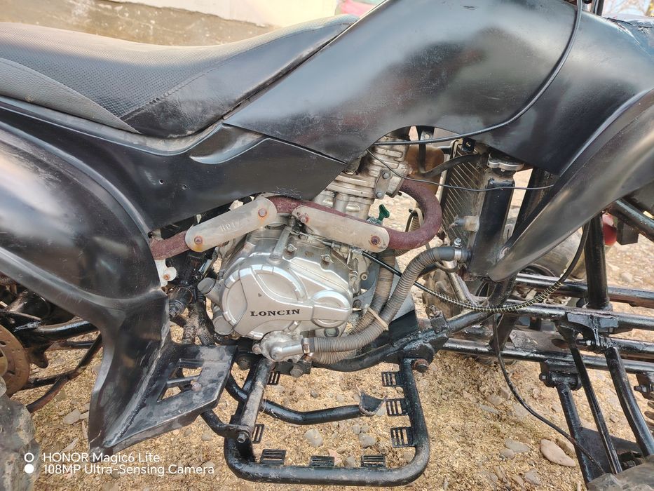 Vând basan cu cadru mare în stare impecabila pornire ușoară