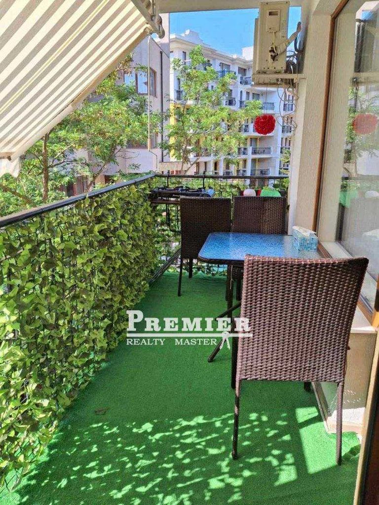 Продава се Двустаен апартамент в к.к. Слънчев бряг - 57 кв.м за 1141 €/кв.м - Снимка #3