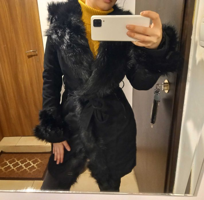 Ново велурено кожено черно есенно/зимно палто